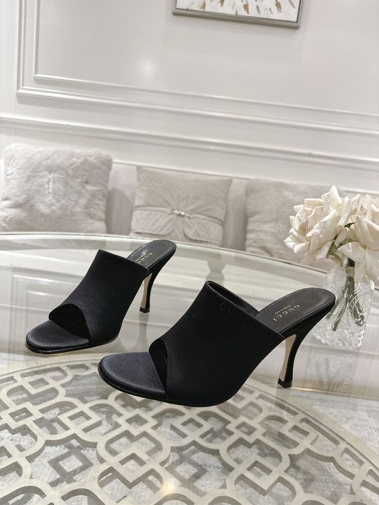 Gucci Premium Silk Embroidered High Heel Leather Sole Pumps