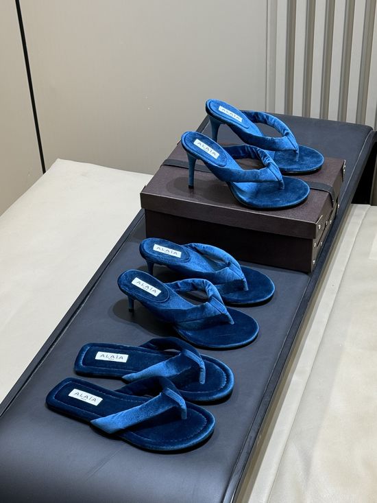 Alaia Soft Suede Flip Flops with Thin Heel Design
