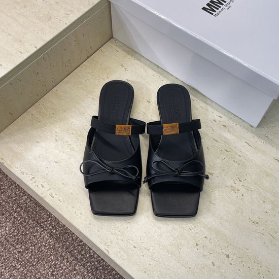 Maison Margiela Square-toe Bow Open-toe Slippers with MM6 Design