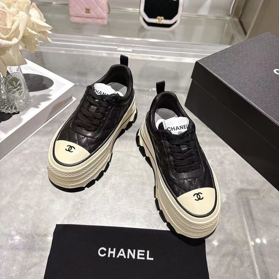 Chanel Versatile Casual Leather Shoes Embossed Logo Durable Sole