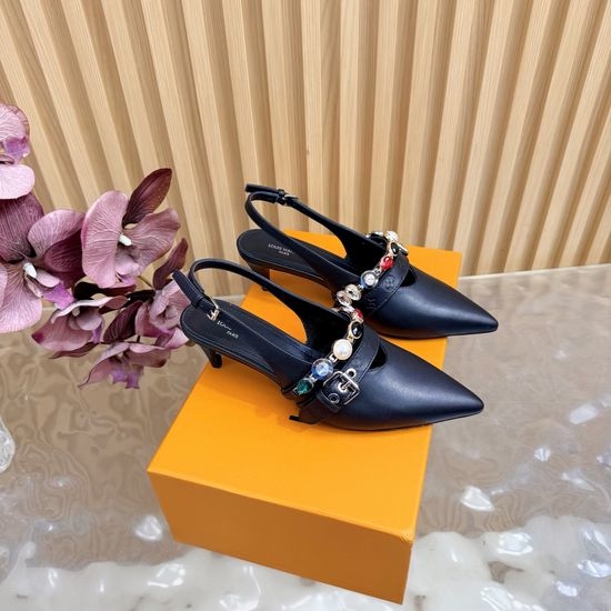 Louis Vuitton LV Pointed Toe Chain Decor Leather Flats Kitten Heel Sandals
