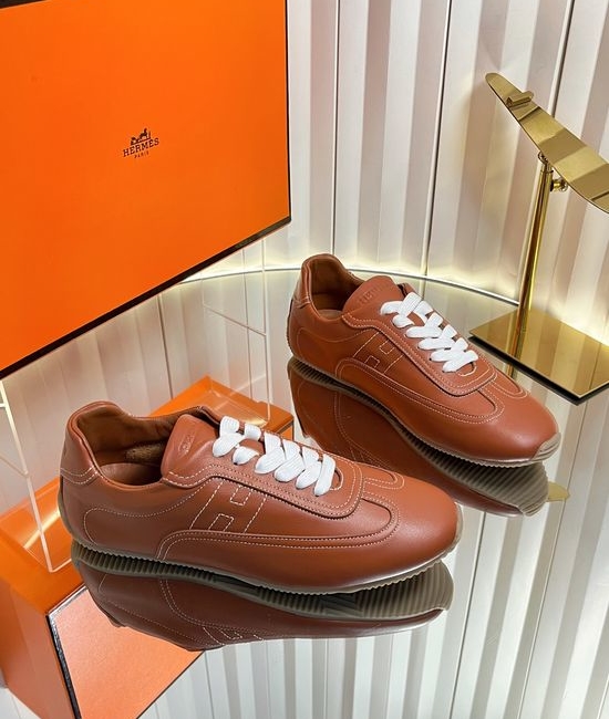 Hermes Premium Leather Casual Trainers with Classic Logo Detail