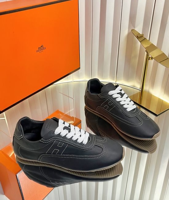 Hermes Premium Leather Casual Trainers with Classic Logo Detail