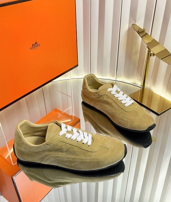 Hermes Premium Leather Casual Trainers with Classic Logo Detail