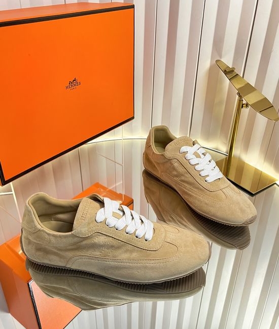 Hermes Premium Leather Casual Trainers with Classic Logo Detail