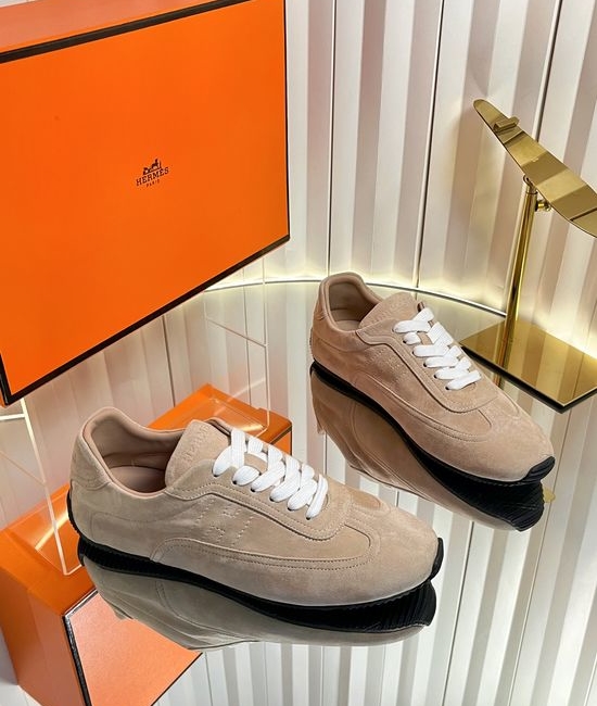Hermes Premium Leather Casual Trainers with Classic Logo Detail