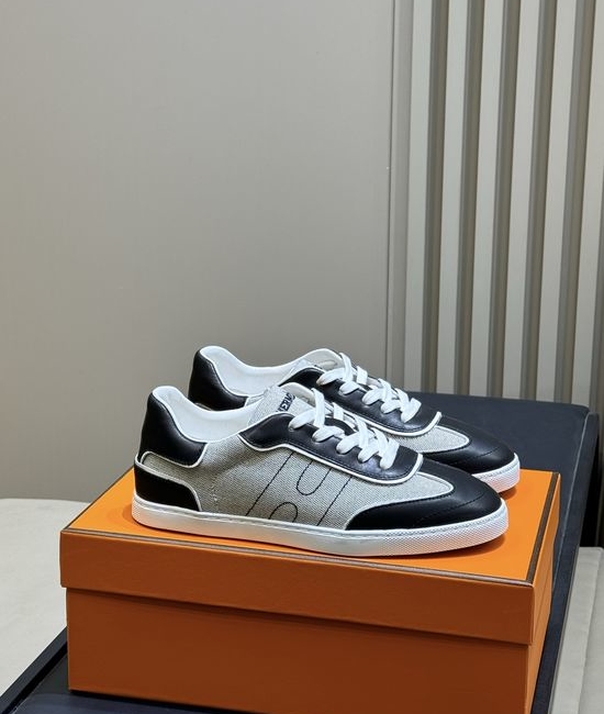 Hermes Premium Leather Comfortable Versatile Casual White Shoes