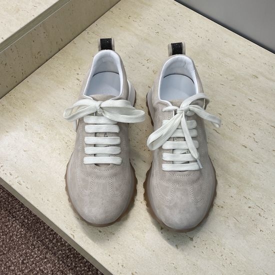 Brunello Cucinelli Beaded Pointed Toe Lace Up Casual Sneakers