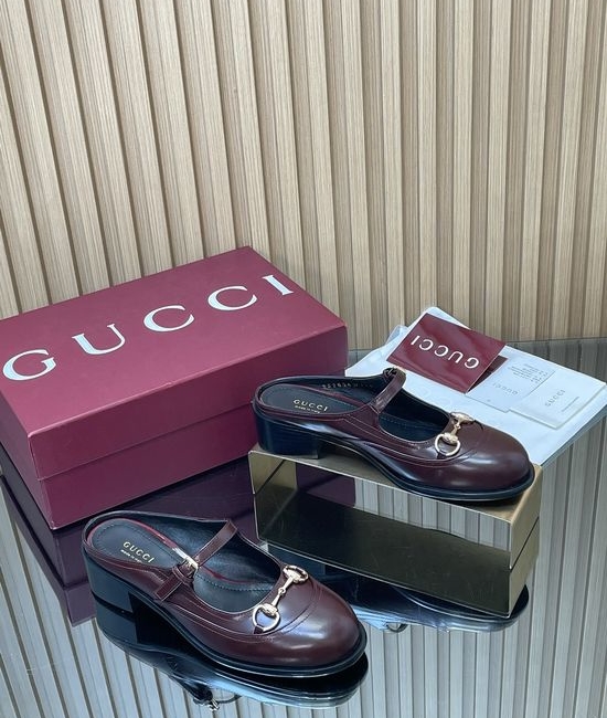 Gucci Horsebit Decor Patent Leather Mary Jane Chunky Heel Mules