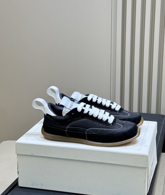McQueen Vintage Non-slip Casual Versatile Training Shoes