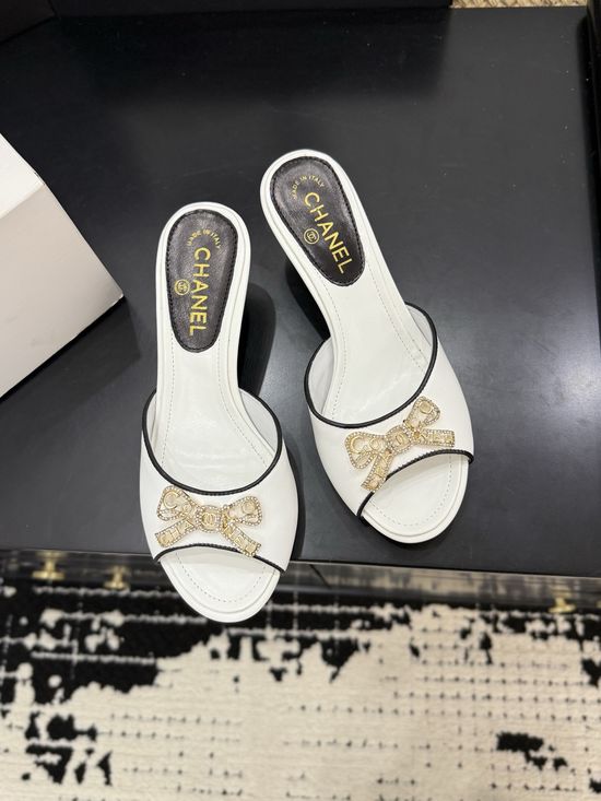Chanel Premium Casual Fashion Sneakers with Authentic Packaging