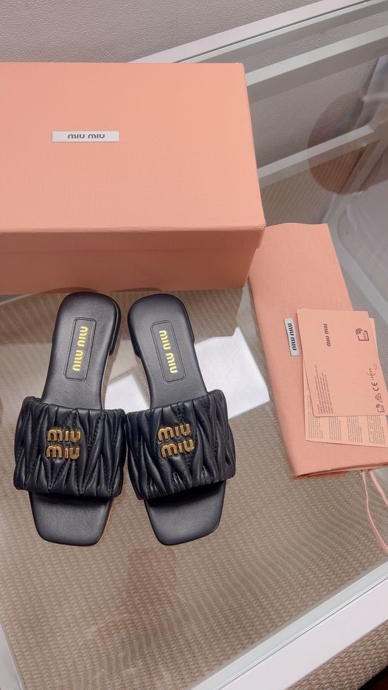 Miu Miu Soft Sheepskin Open Toe Flat Slide Sandals Premium