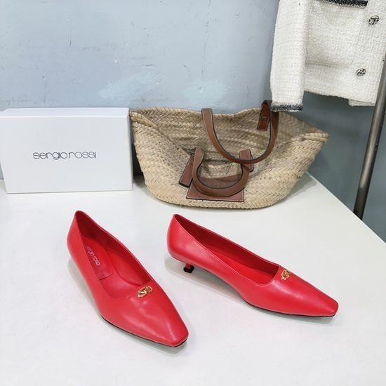 Gianvito Rossi Premium Sheepskin Kitten Heel Slingback Sandals