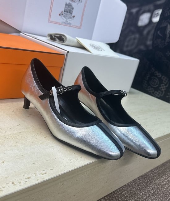Hermes Custom-Made Color-Block Ballet Flat Shoes with Logo Buckle