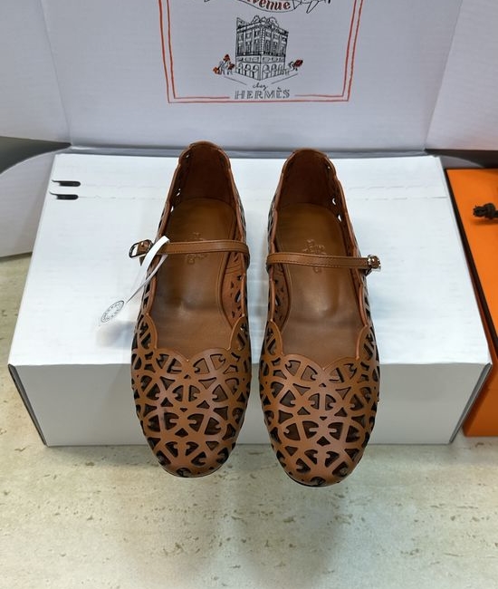 Hermes Cut-out Ballets Flat Mary Jane Loafers