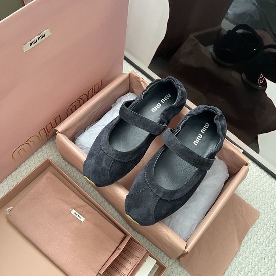 Miu Miu Comfortable Suede Slip On Everyday Ballet Shoes