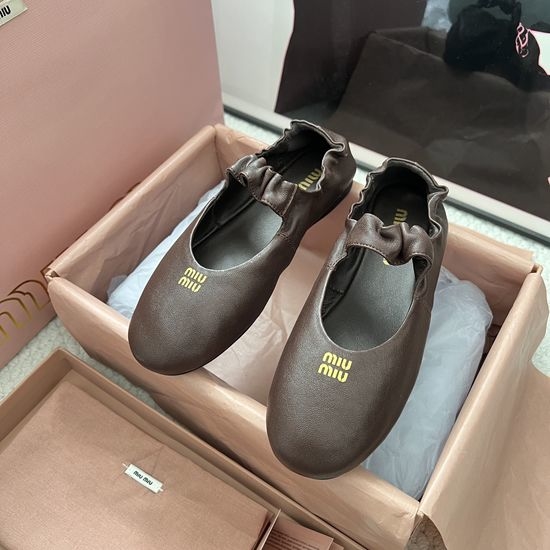 Miu Miu Soft Suede Casual Slip On Ballet Flats