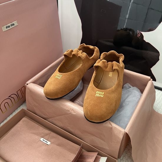 Miu Miu Soft Suede Casual Slip On Ballet Flats