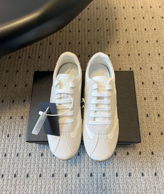 Prada Classic Retro Comfortable Versatile Casual Training Shoes