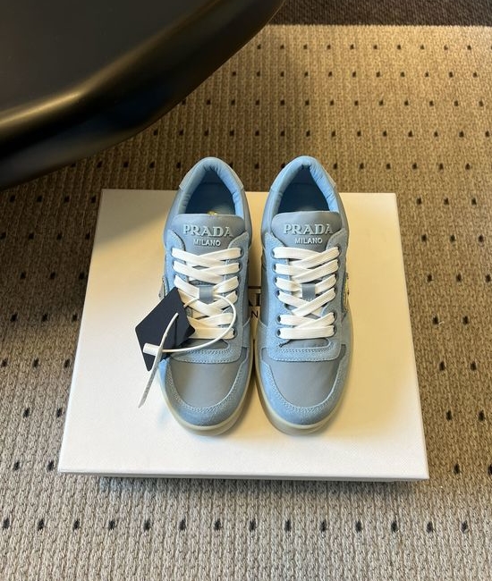 Prada Vintage Low-top Thick Sole Comfortable Casual Sneakers