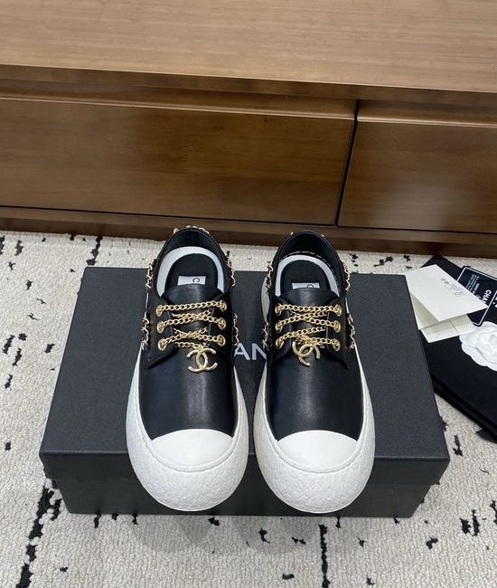 Chanel Vintage Chain Decor Sheepskin Slide Sandals