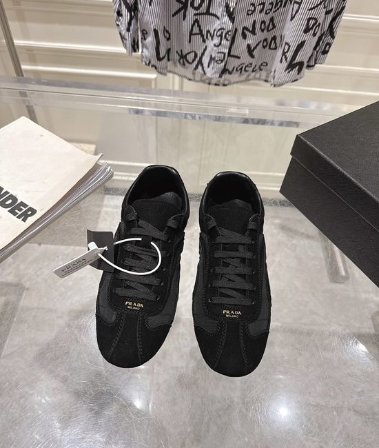 Prada Suede Leather Mesh Comfortable Casual Training Sneakers