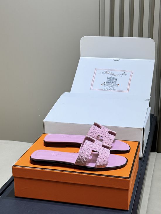 Hermes Classic Woven Leather Slides Soft Sole Versatile Daily Footwear