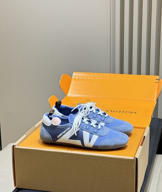 Louis Vuitton LV Soft Lambskin Casual Shoes With Beautiful Sole Patterns