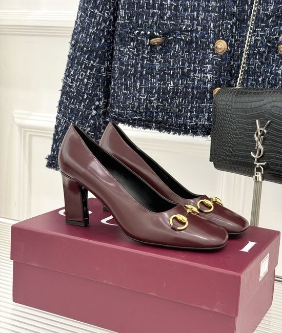 Gucci Classic Metal Accent Block Heel Leather Pumps