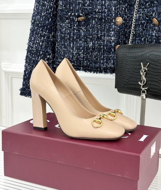 Gucci Classic Metal Accent Block Heel Leather Pumps
