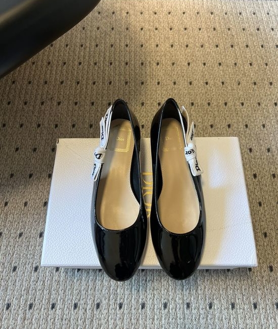Christian Dior CD Patent Leather Round Toe Bow Decor Flat Casual Shoes