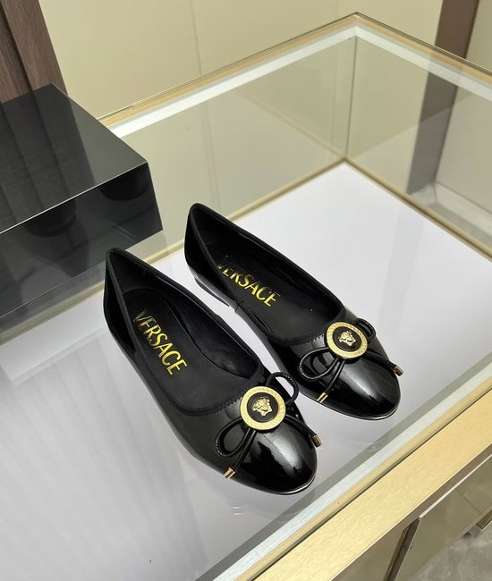 Versace Classic Round Toe Leather Casual Comfort Flats