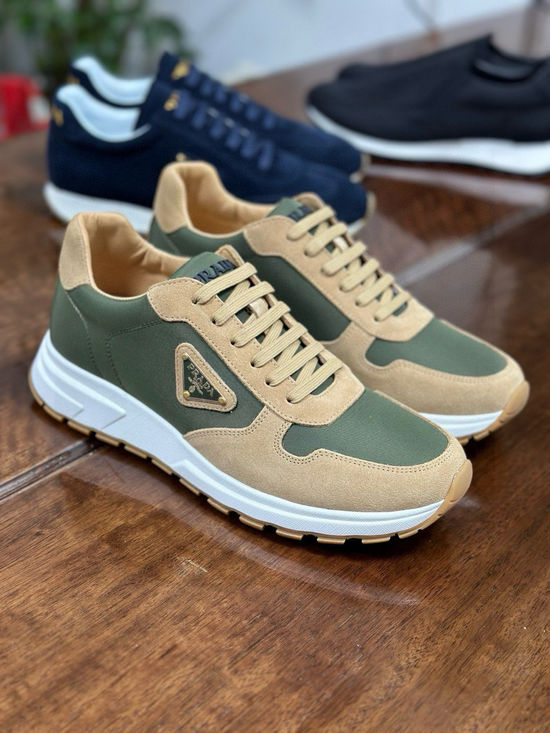 Prada Comfortable Casual Sneakers with Wear Resistant Sole