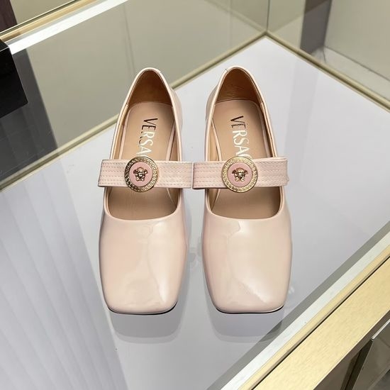 Versace Versatile Square Toe Leather Everyday Wear Flats