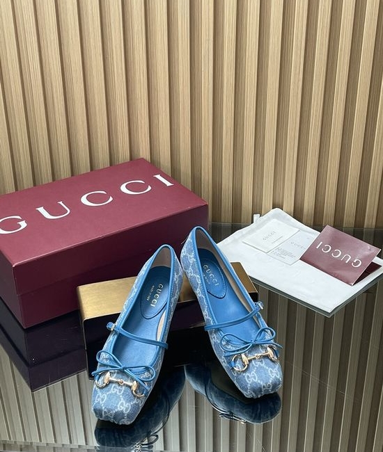 Gucci Premium Denim Flat Ballet Shoes with Classic Hardware