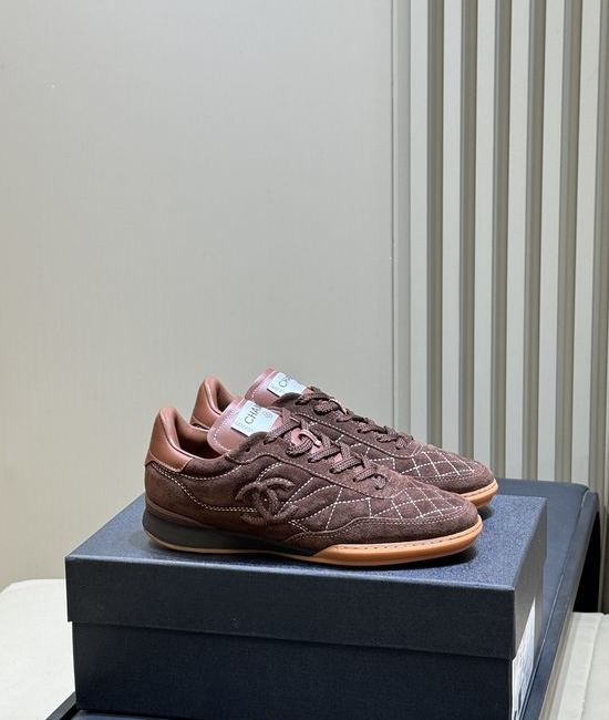 Chanel Soft Sheepskin Low Top Casual Sneakers