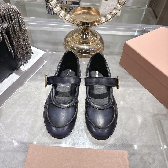 Miu Miu Vintage Buckle Leather Slip On Casual Loafers