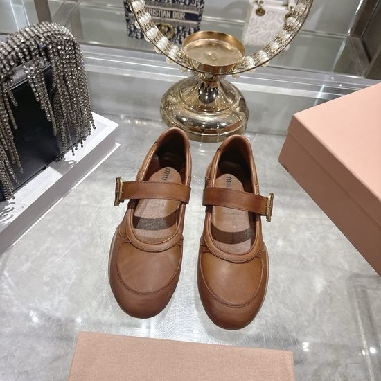 Miu Miu Vintage Buckle Leather Slip On Casual Loafers