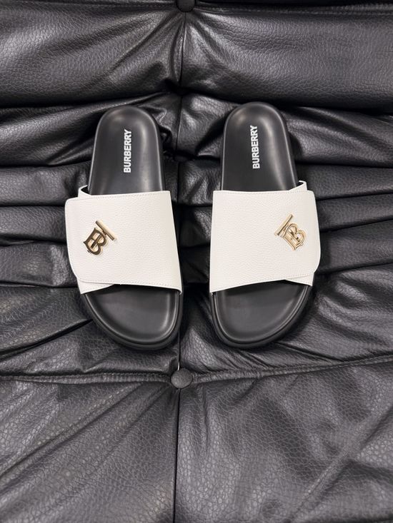 Burberry Plaid Pattern Slip On Comfortable Slide Sandals