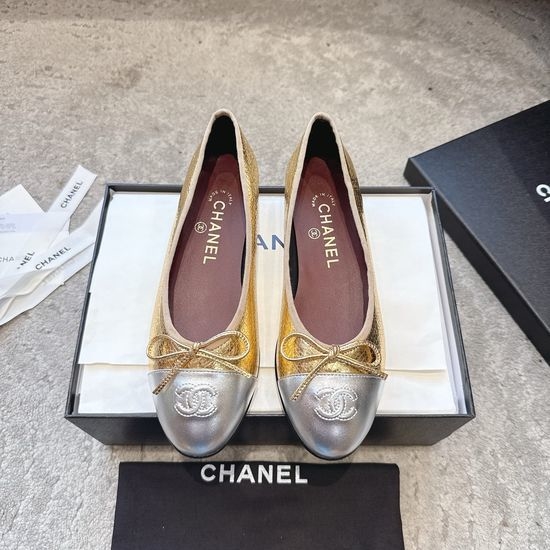 Chanel Elegant Daily Wear Velvet Ballet Flat Shoes