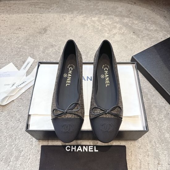 Chanel Elegant Daily Wear Velvet Ballet Flat Shoes