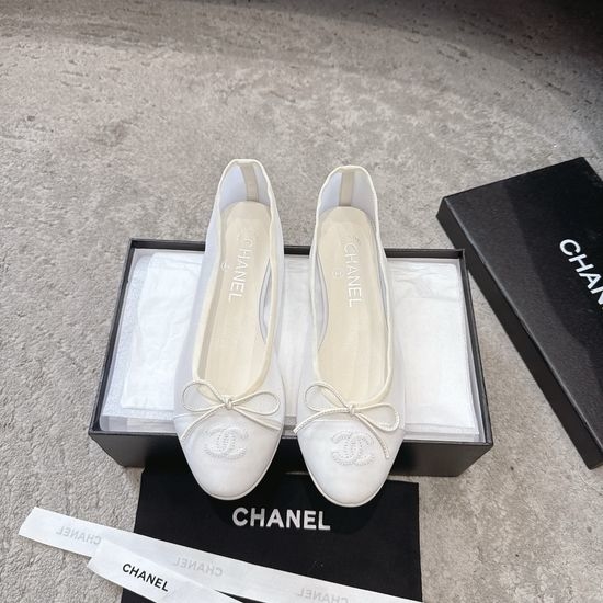 Chanel Elegant Daily Wear Velvet Ballet Flat Shoes