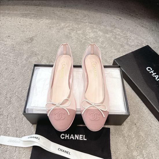 Chanel Elegant Daily Wear Velvet Ballet Flat Shoes
