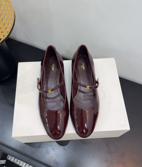 Celine Classic Retro Leather Versatile Daily Flat Shoes