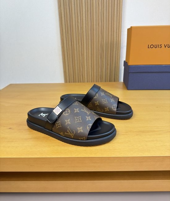 Louis Vuitton LV Premium Slippers Soft Leather Lining Non-slip Sole