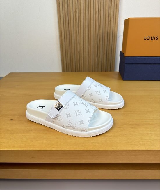 Louis Vuitton LV Premium Slippers Soft Leather Lining Non-slip Sole