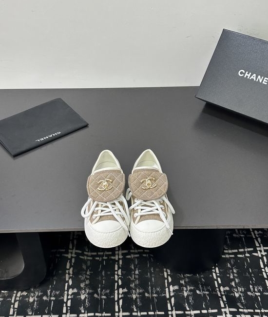 Chanel Dual-wear High-top Casual Sneakers Comfortable