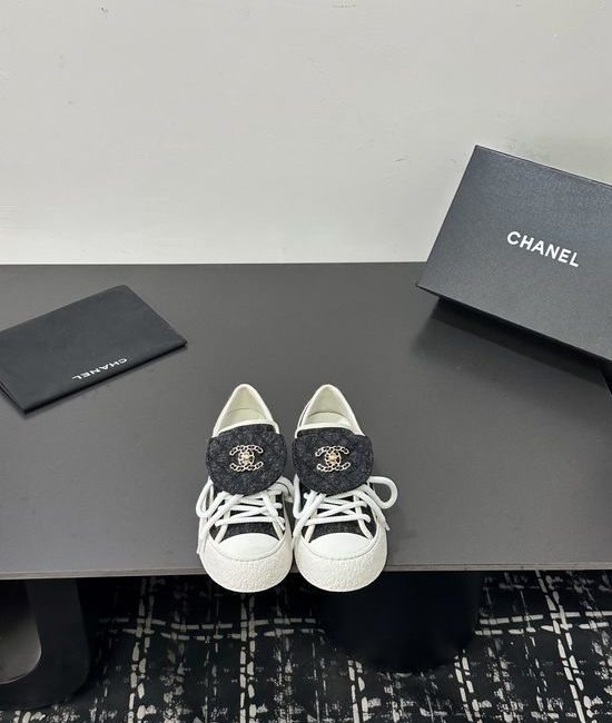 Chanel Dual-wear High-top Casual Sneakers Comfortable