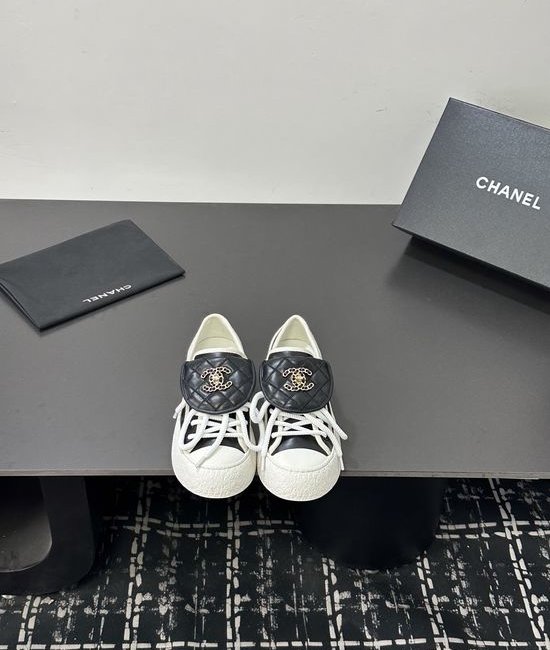 Chanel Dual-wear High-top Casual Sneakers Comfortable