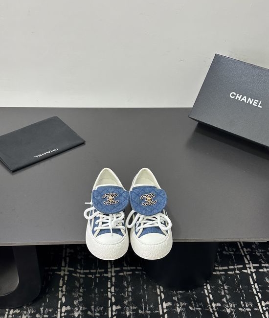 Chanel Dual-wear High-top Casual Sneakers Comfortable